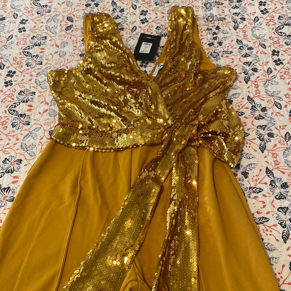 Brand new Jumpsuit Gold